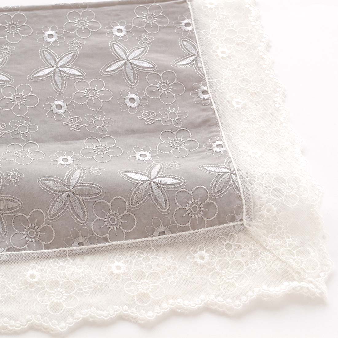 レースハンカチ(グレー)