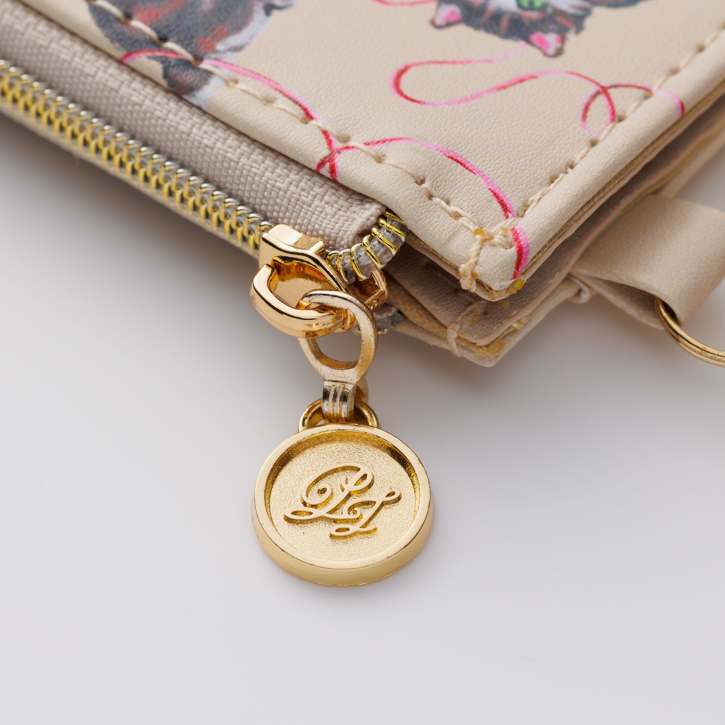 パスケース <キャッツ・ウィズ・ヤーン>