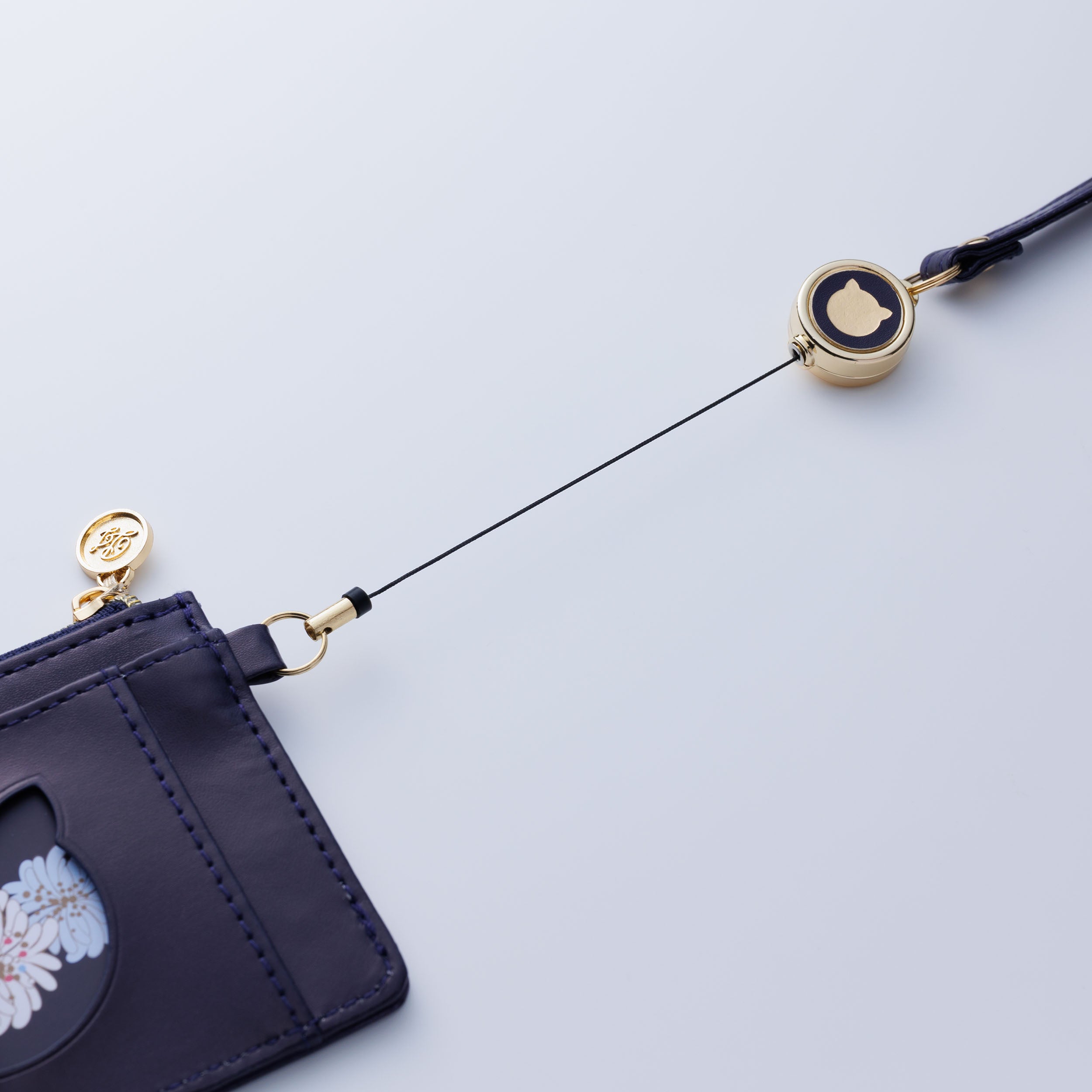 パスケース <クリザンテーム・ネイビー>