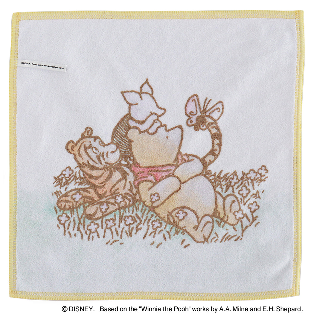 PAUL & JOE × CLASSIC POOH　スマホ拭き