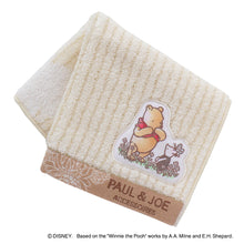 PAUL & JOE × CLASSIC POOH　タオルハンカチ