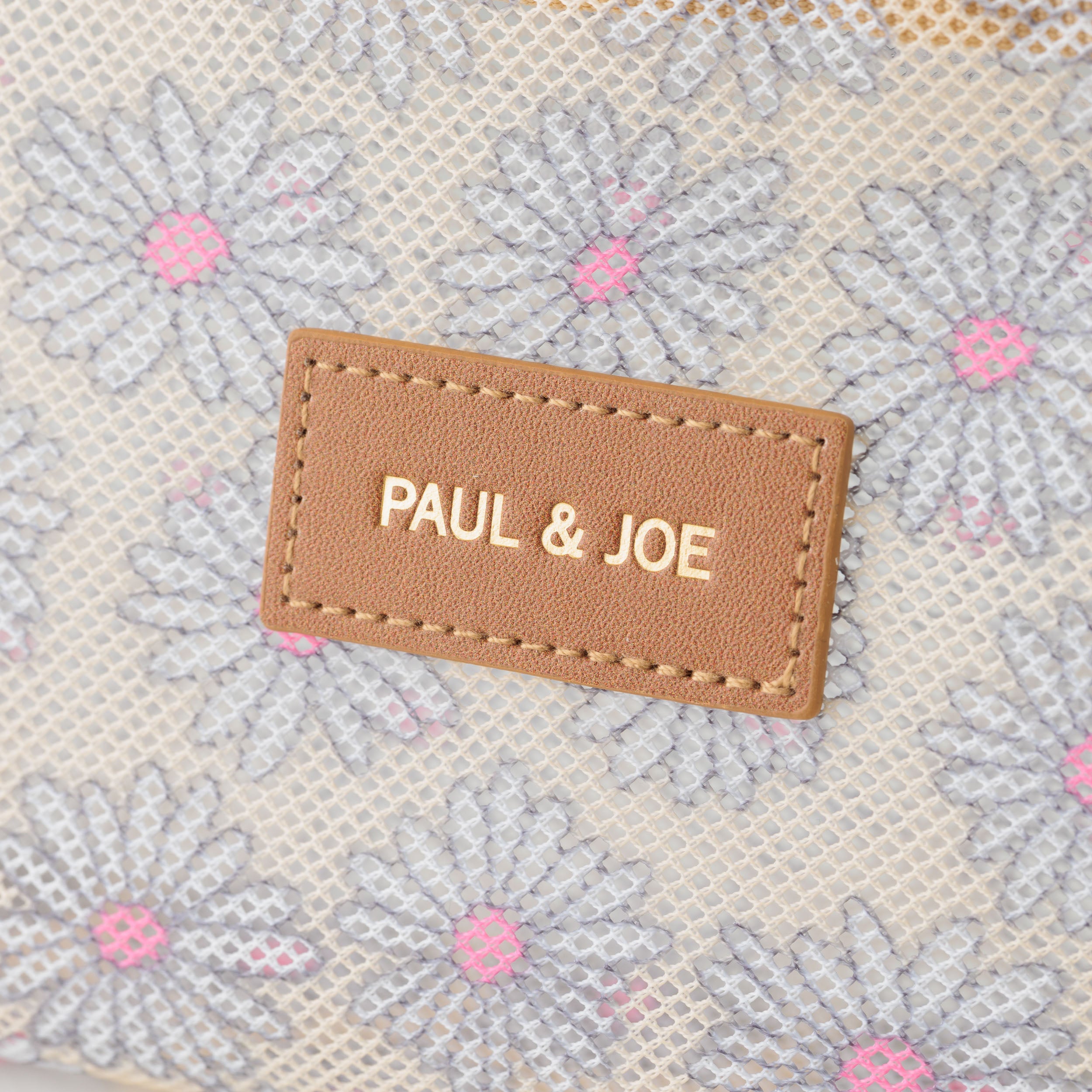 プリントメッシュポーチ＜ラブリー・デイジー＞