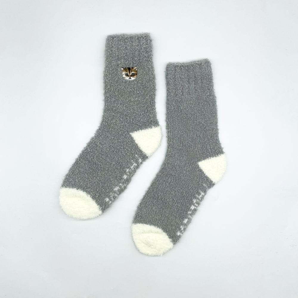 巾着入りヌネット刺繍マシュマロルームソックス（グレー）