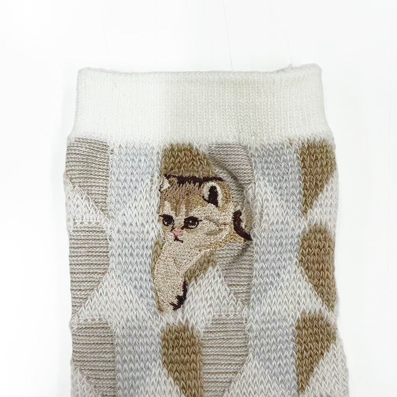 【レディース】ハートヌネット刺繍　ロークルー丈ウールソックス（アイボリー）