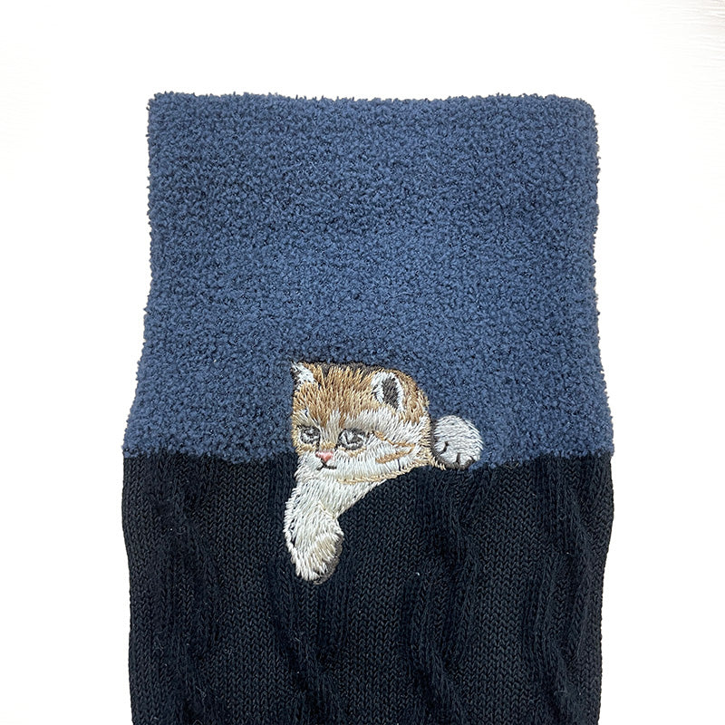 【レディース】ケーブル柄ヌネット刺繍　クルー丈ウールソックス（ブラック）