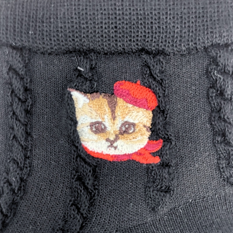 【レディース】フロートケーブル柄パリヌネット刺繍ソックス（ブラック）