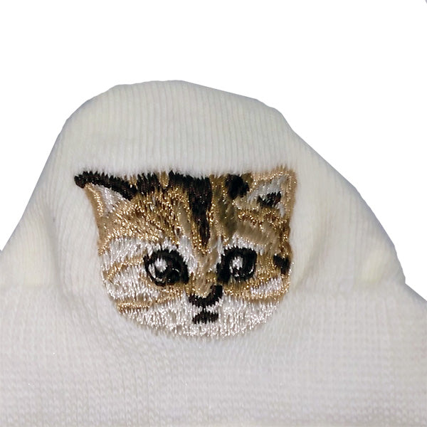 【レディース】ヌネットかかとワンポイント刺繍　アンクル丈ソックス（オフホワイト）