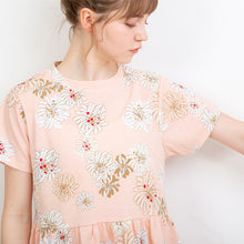 クリザンテーム柄 Tシャツ（ピンク）