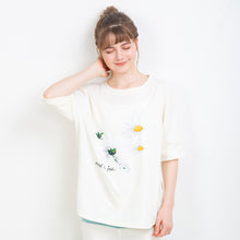 デイジー柄 Tシャツ（アイボリー）