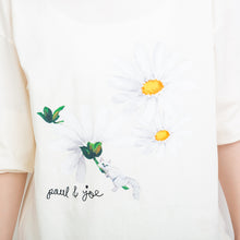 デイジー柄 Tシャツ（アイボリー）