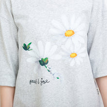 デイジー柄 Tシャツ（ライトグレー）