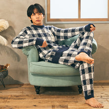 【2023年10月NEW】【メンズ】ブロックチェック　モールヤーンジャカードロングパンツ（M-Lサイズ）　※ボトムスのみ
