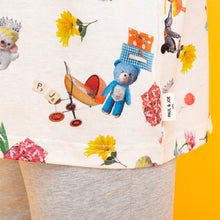 おもちゃ柄 ショートスリーブTシャツ　アイボリー M